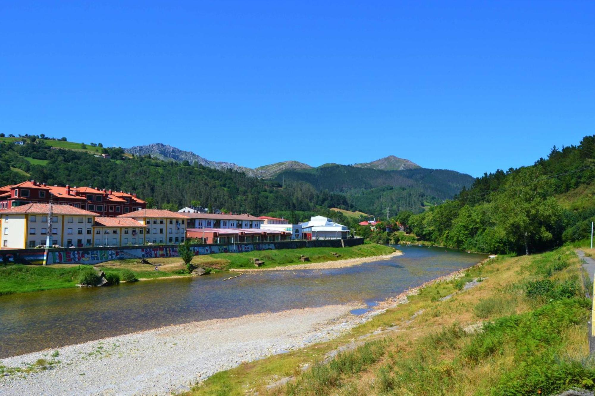 Willa Casa La Gueelina En Asturias Arriondas Zewnętrze zdjęcie